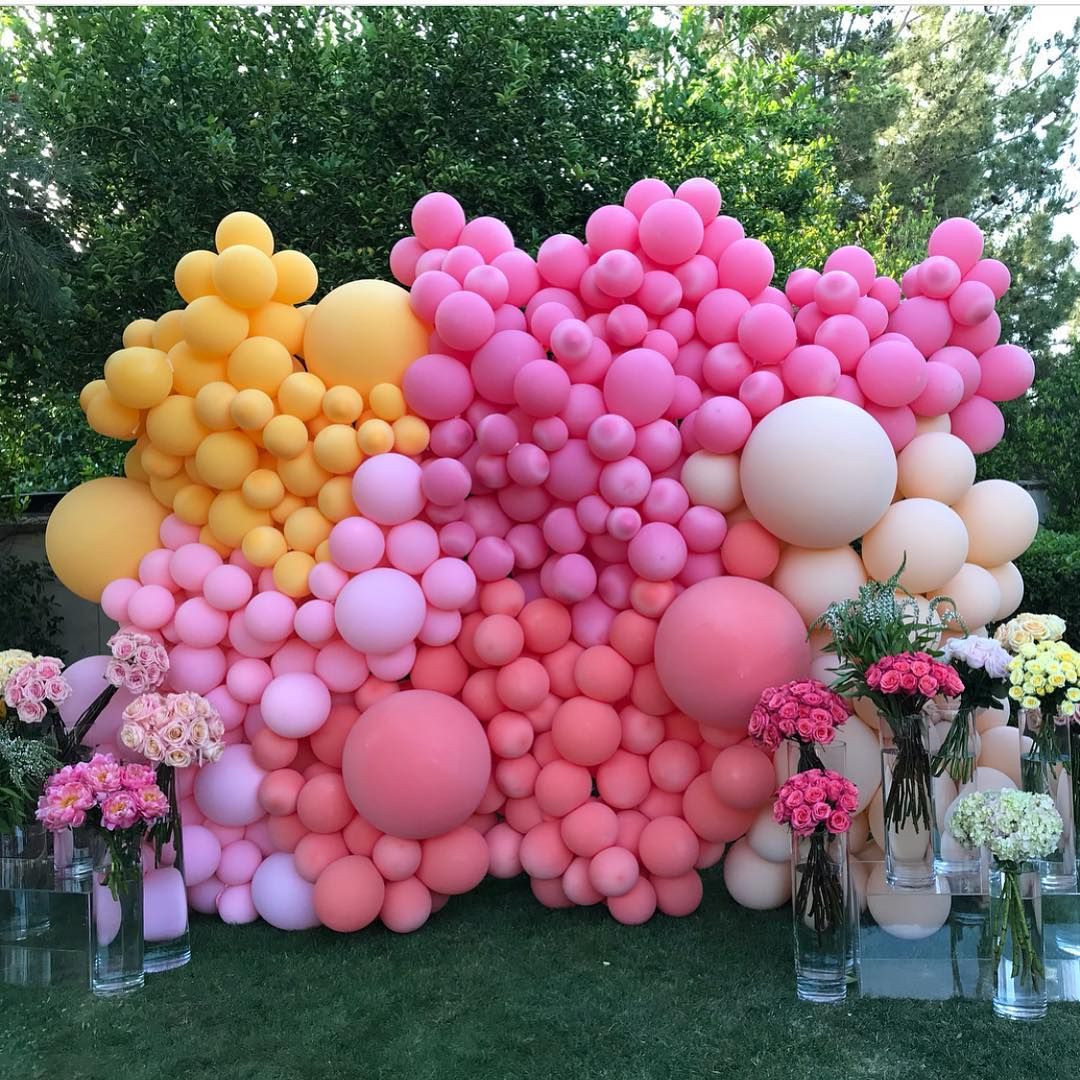 Balloon Walls